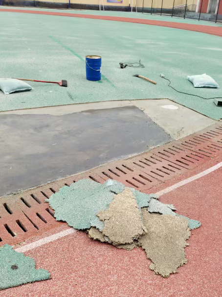 图木舒克球场翻新维修补、球场翻新修补改造